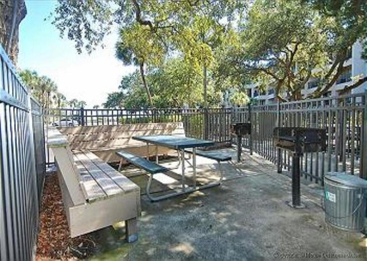 Nothing But Ocean In Forest Beach Hilton Head Island Eksteriør billede